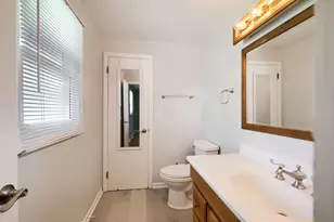 1662 Kimberly Ave, Elgin, IL 60123 - Photo 18