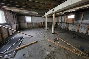 5733 S Wolcott Ave, Chicago, IL 60636 - Photo 12