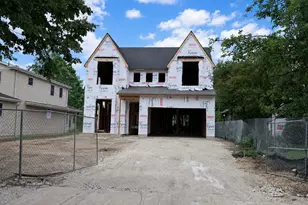 220 N Geneva Ave, Elmhurst, IL 60126 - Photo 1