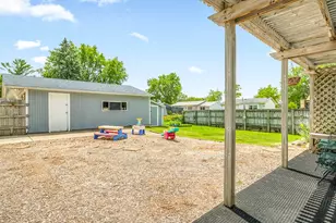 4722 Cheshire Pl, Loves Park, IL 61111 - Photo 28