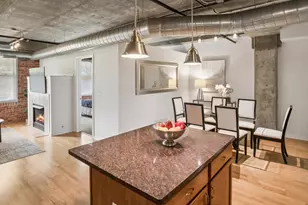 1740 N Maplewood Ave, Chicago, IL 60647 - Photo 8