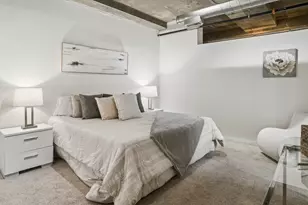 1740 N Maplewood Ave, Chicago, IL 60647 - Photo 12