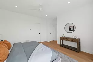 708 E 41st St, Chicago, IL 60653 - Photo 22