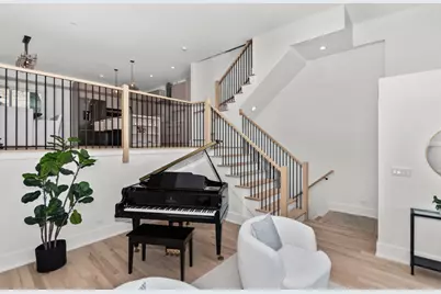 708 E 41 Street, Chicago, IL 60653 - Photo 6