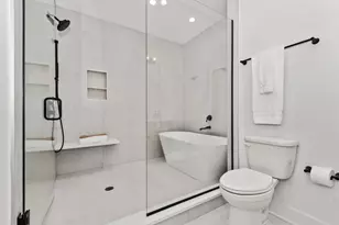 708 E 41st St, Chicago, IL 60653 - Photo 26