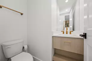 708 E 41st St, Chicago, IL 60653 - Photo 8