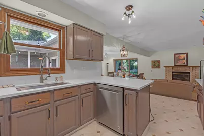 6 Spinnaker Court, Third Lake, IL 60030 - Photo 8
