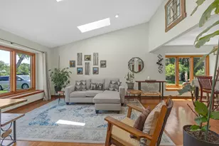 6 Spinnaker Ct, Third Lake, IL 60030 - Photo 4