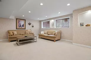 597 Cliffwood Ln, Gurnee, IL 60031 - Photo 38
