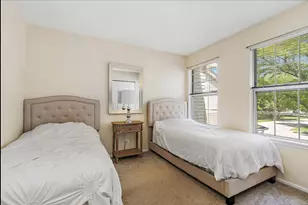 2185 Camden Ln, Hanover Park, IL 60133 - Photo 16