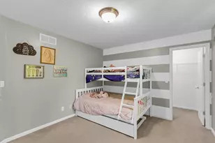210 Goldenrod Dr, Savoy, IL 61874 - Photo 28
