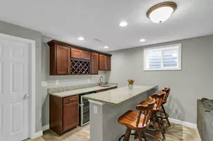 210 Goldenrod Dr, Savoy, IL 61874 - Photo 10