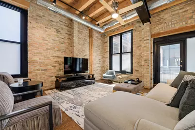 154 W Hubbard Street #203, Chicago, IL 60654 - Photo 16