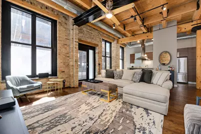 154 W Hubbard Street #203, Chicago, IL 60654 - Photo 8