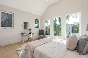 5747 N Maplewood Ave, Chicago, IL 60659 - Photo 28