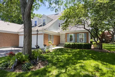 809 Willow Hills Lane, Prospect Heights, IL 60070 - Photo 1