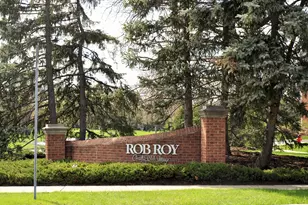 809 Willow Hills Ln, Prospect Heights, IL 60070 - Photo 2