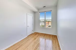 2733 N Mozart St, Chicago, IL 60647 - Photo 10