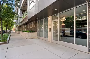 122 S Aberdeen St, Chicago, IL 60607 - Photo 2