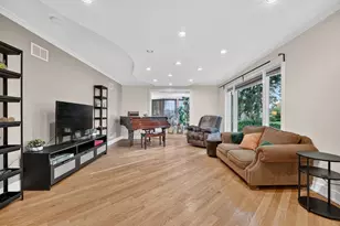 75 N 2nd Ave, Des Plaines, IL 60016 - Photo 4