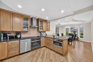 75 N 2nd Ave, Des Plaines, IL 60016 - Photo 8