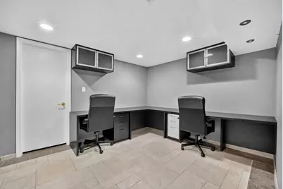 75 N 2nd Avenue, Des Plaines, IL 60016 - Photo 30