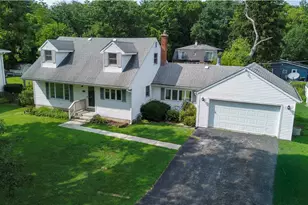28916 W Main St, Cary, IL 60013 - Photo 1