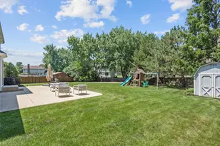 902 Chatham Dr, Carol Stream, IL 60188 - Photo 30