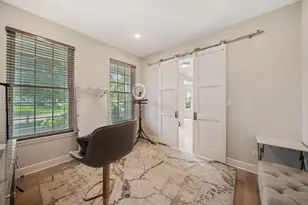 902 Chatham Dr, Carol Stream, IL 60188 - Photo 14