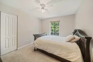 902 Chatham Dr, Carol Stream, IL 60188 - Photo 20