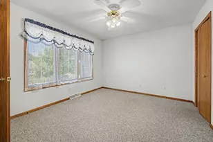 813 Shadow Bluff Dr, Galena, IL 61036 - Photo 10