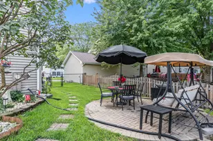 1879 Paddington Ave, Naperville, IL 60563 - Photo 6