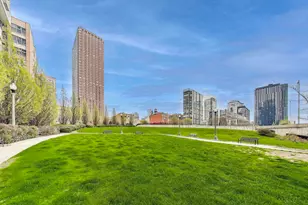 235 W Van Buren St, Chicago, IL 60607 - Photo 30