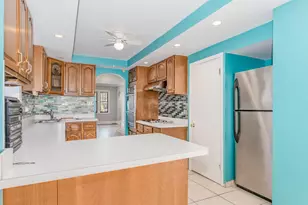 5351 W Waveland Ave, Chicago, IL 60641 - Photo 6
