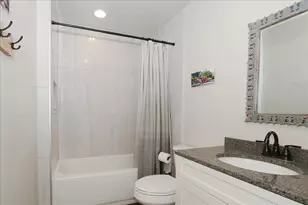 5049 Lichfield Dr, Hoffman Estates, IL 60010 - Photo 18