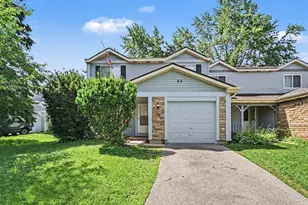 43 Stonefield Dr, Glendale Heights, IL 60139 - Photo 1