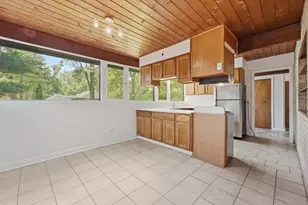 1460 Eagle Rd, Elgin, IL 60123 - Photo 10