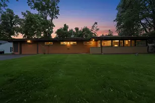1460 Eagle Rd, Elgin, IL 60123 - Photo 1