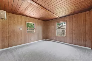 1460 Eagle Rd, Elgin, IL 60123 - Photo 12