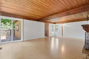 1460 Eagle Rd, Elgin, IL 60123 - Photo 6