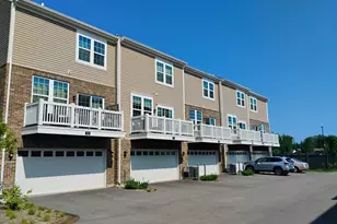 936 Jenkins Ct, Wheeling, IL 60090 - Photo 12