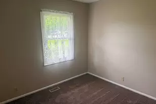 1619 Skyline Dr, Danville, IL 61832 - Photo 12