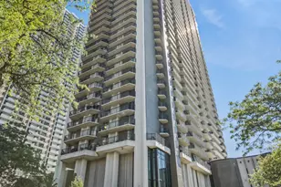 6007 N Sheridan Rd, Chicago, IL 60660 - Photo 1