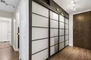 6007 N Sheridan Rd, Chicago, IL 60660 - Photo 2