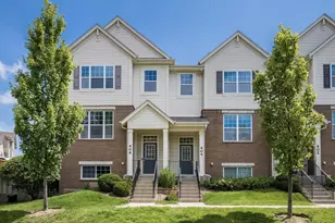 406 Concord Ct, Morton Grove, IL 60053 - Photo 1