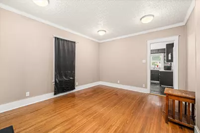 849 N 11th Street, Dekalb, IL 60115 - Photo 4