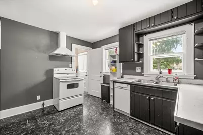 849 N 11th Street, Dekalb, IL 60115 - Photo 6