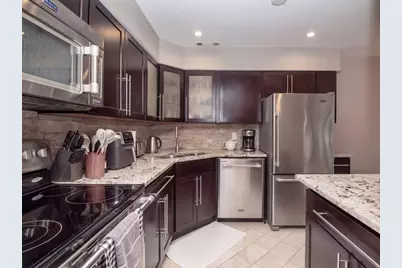 197 Uteg Street #201A, Crystal Lake, IL 60014 - Photo 6
