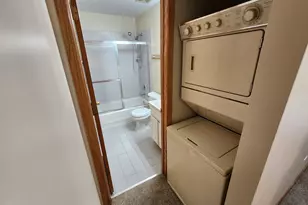 2363 E 70th Pl, Chicago, IL 60649 - Photo 16