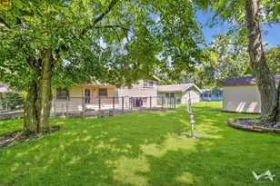 135 Jeffery Ln, Schaumburg, IL 60193 - Photo 20
